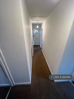 3 bedroom maisonette to rent, Browning Avenue, London, W7