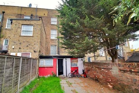 4 bedroom townhouse for sale, Hertford Road, London N9