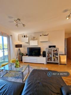 2 bedroom flat to rent, Admiral Drive, Stevenage, SG1