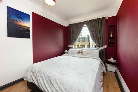 1 bedroom flat to rent, Chaseley Drive, London W4