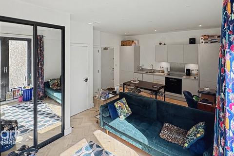 1 bedroom apartment for sale, Bath Road, SLOUGH