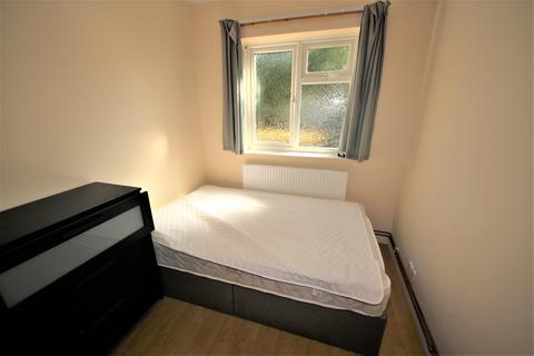 1 bedroom house to rent, Stewart Road, Charminster,
