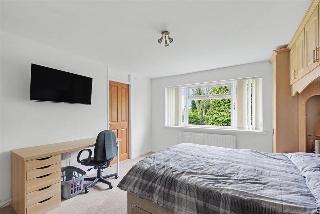 Bedroom 2 2.jpeg