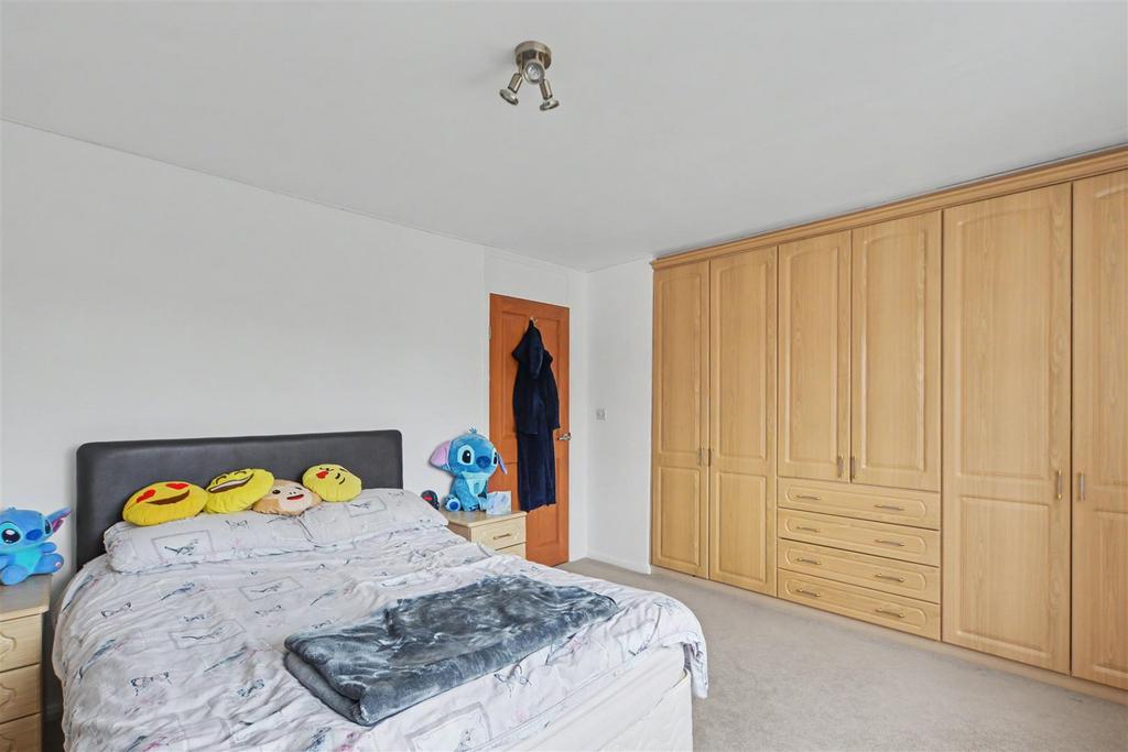 Bedroom 3 2.jpeg
