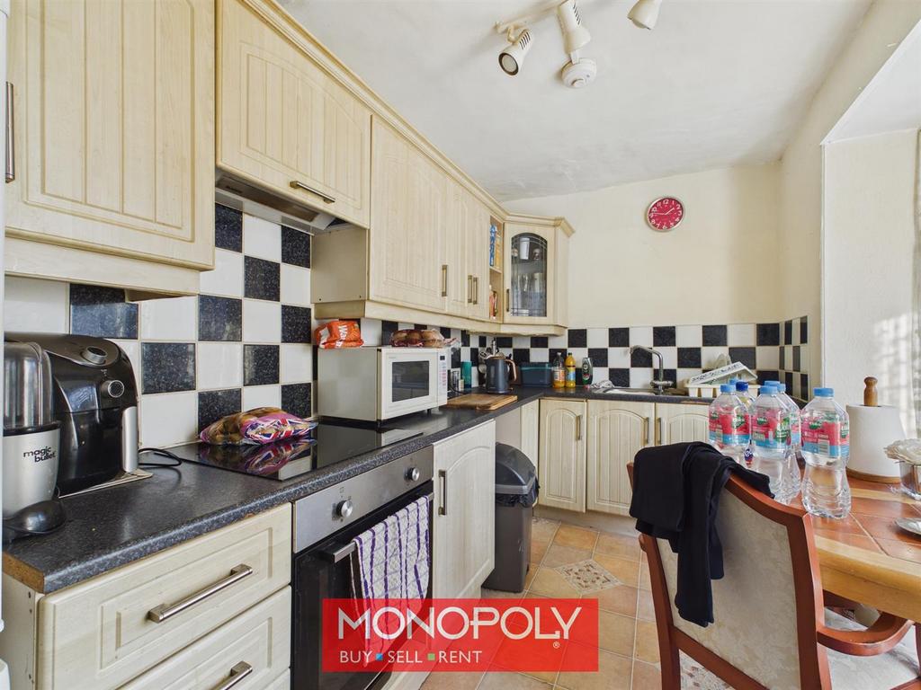 31 A Kitchen
