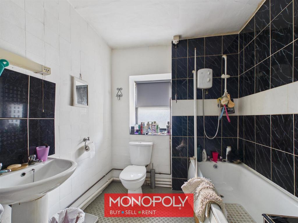 31 A Bathroom