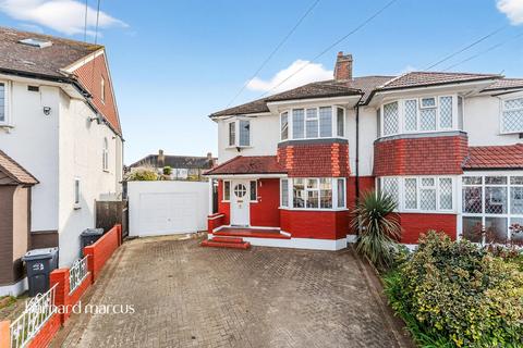 undefined, Brockenhurst Way, London