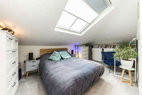 1 bedroom flat for sale, Oxford Road, London W5