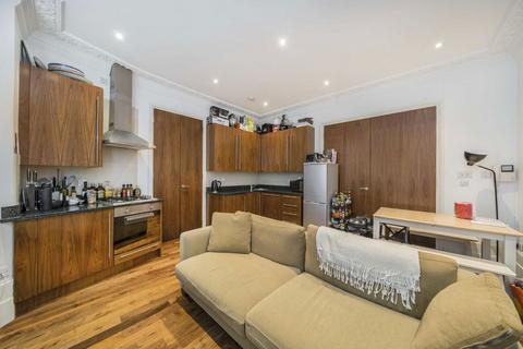 2 bedroom flat to rent, Castletown Road, London W14
