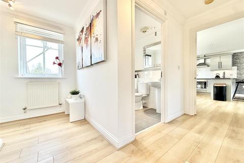 2 bedroom flat for sale, Moulsham Street, Chelmsford