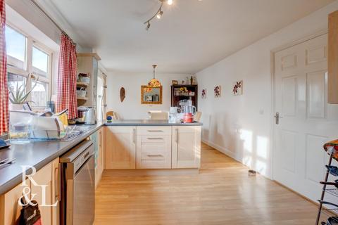 4 bedroom detached house for sale, Radleigh Grange, Woodville, Swadlincote