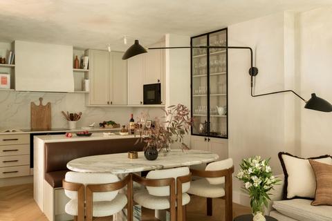 2 bedroom apartment to rent, Nine Elms Point, London, SW8