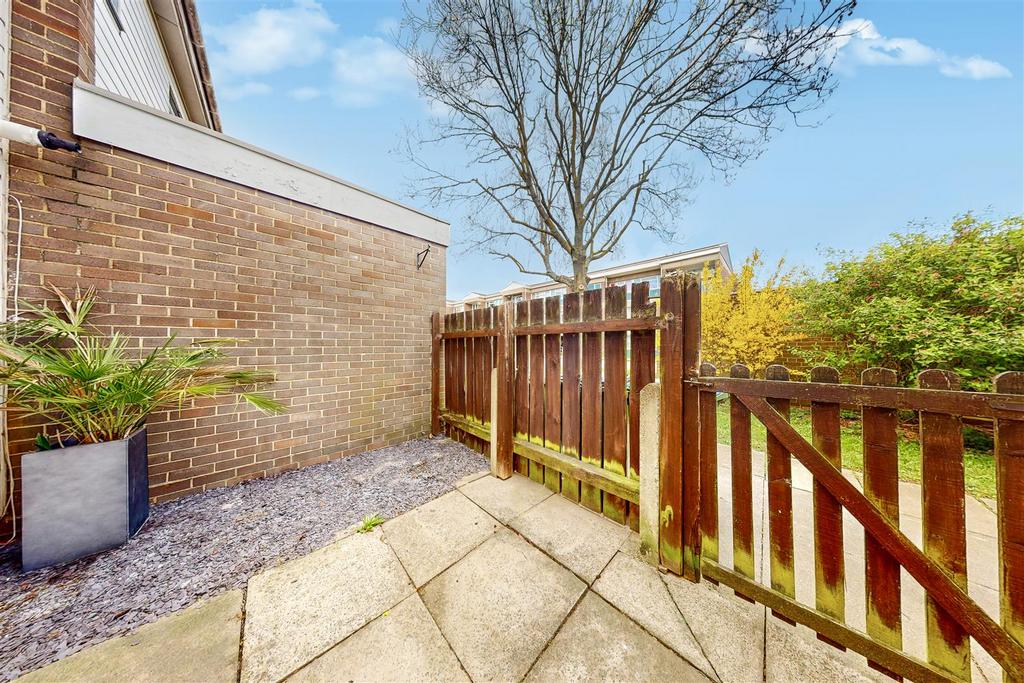57 Kidbrooke Park Close - 2 Uer CDEDiad W6j2 Hme S8.jpg