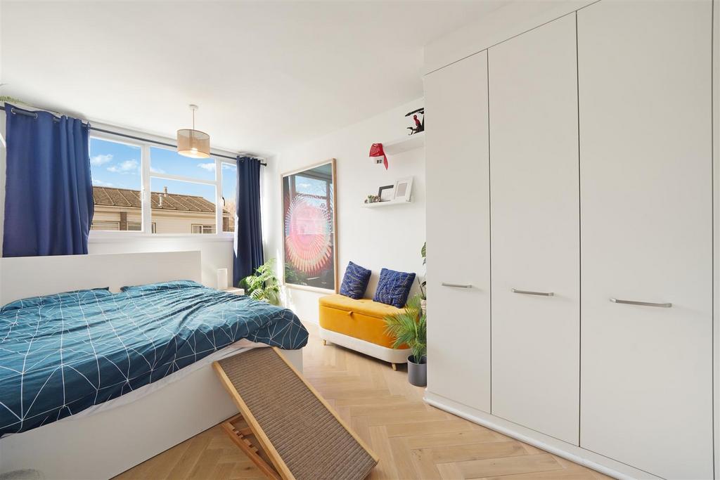 57 Kidbrooke Park Close - k Vh Gr Px ZBOCm VFp B3mb N.jpg