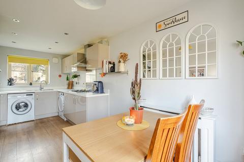 3 bedroom end of terrace house for sale, Roseblade Walk, Tetbury