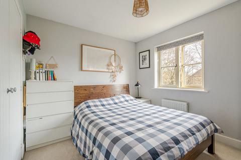 3 bedroom end of terrace house for sale, Roseblade Walk, Tetbury