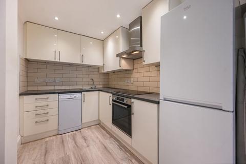 2 bedroom maisonette for sale, Oakley Square, London, NW1
