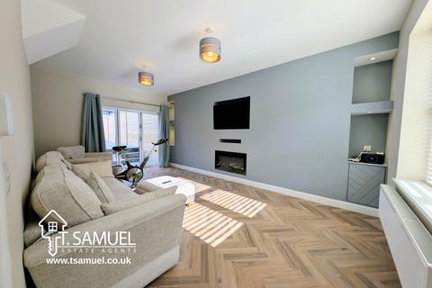 3 bedroom end of terrace house for sale, Greenfield Terrace, Abercynon