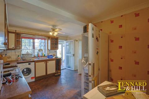 3 bedroom terraced house for sale, St. Francis Way, Grays RM16