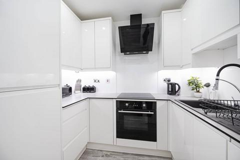 1 bedroom flat to rent, Plumbers Row, E1, Aldgate, London, E1