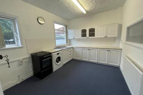 undefined, Chestnut Grove, Garden Village, Hull, HU8 8QL