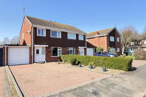 undefined, Makepeace Avenue, Warwick