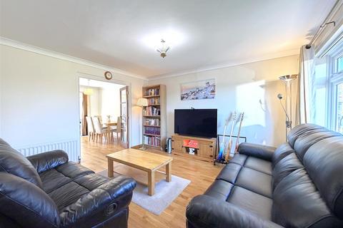 undefined, Makepeace Avenue, Warwick