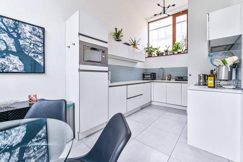 2 bedroom house for sale, Church Walk, Stoke Newington, London, N16
