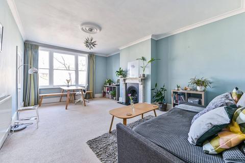 2 bedroom flat for sale, Albion Road, N16, Stoke Newington, London, N16