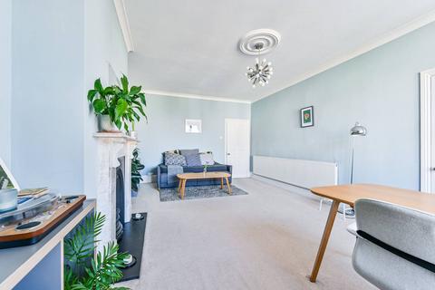 2 bedroom flat for sale, Albion Road, N16, Stoke Newington, London, N16