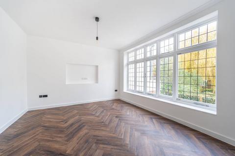 4 bedroom flat to rent, Teignmouth Road, NW2, Mapesbury Estate, London, NW2