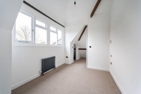 4 bedroom flat to rent, Teignmouth Road, NW2, Mapesbury Estate, London, NW2