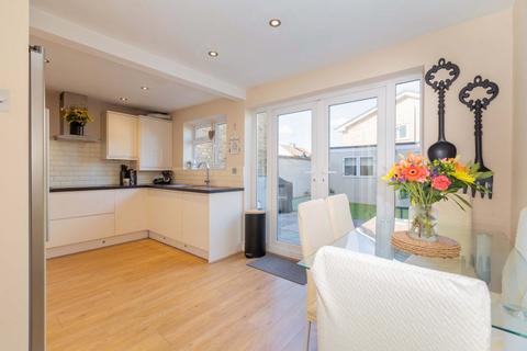 undefined, Willoughby Road, Langley SL3