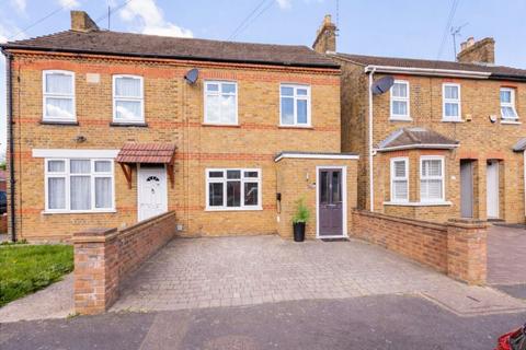 Willoughby Road, Langley SL3