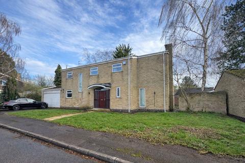4 bedroom detached house for sale, 7 Stoughton Close, Oadby, Leicester, LE2 4DT