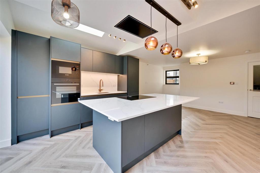 Daniels 1a Minet Gardens, NW10 015.jpg