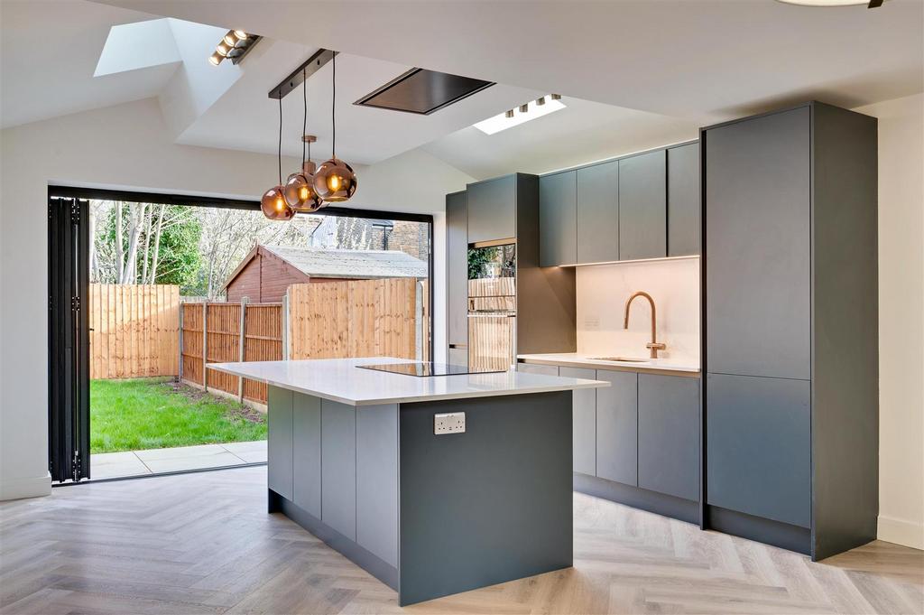 Kitchen - original.jpg