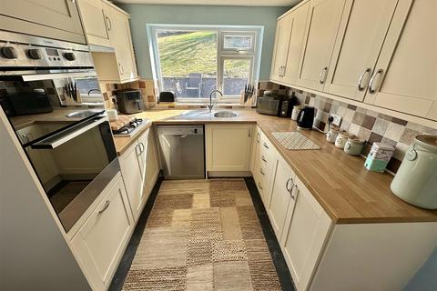3 bedroom semi-detached house for sale, Cornmill Crescent, Liversedge