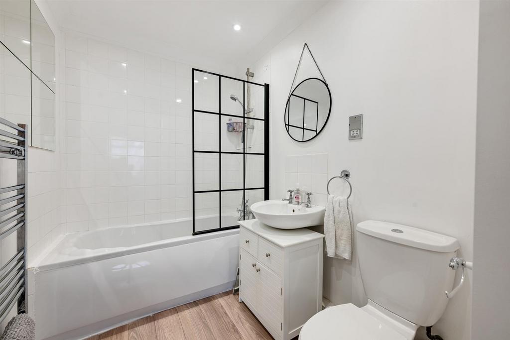 Ensuite Bathroom