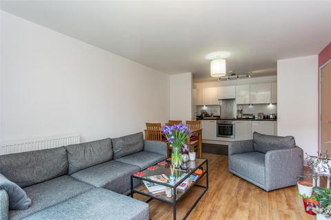2 bedroom flat for sale, Nelson Walk, Mile End, E3