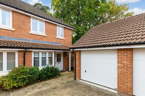 undefined, Rudgard Way, Liphook, GU30