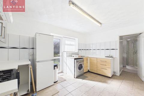 3 bedroom terraced house for sale, Ystrad Road, Pentre, Rhondda Cynon Taf, CF41
