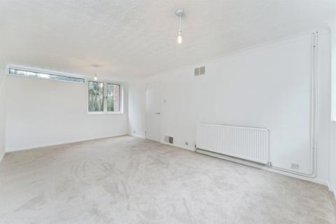 4 bedroom end of terrace house for sale, Clare Close, Mildenhall, Bury St. Edmunds