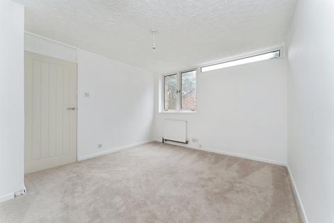 4 bedroom end of terrace house for sale, Clare Close, Mildenhall, Bury St. Edmunds