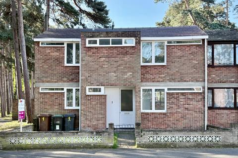 4 bedroom end of terrace house for sale, Clare Close, Mildenhall, Bury St. Edmunds