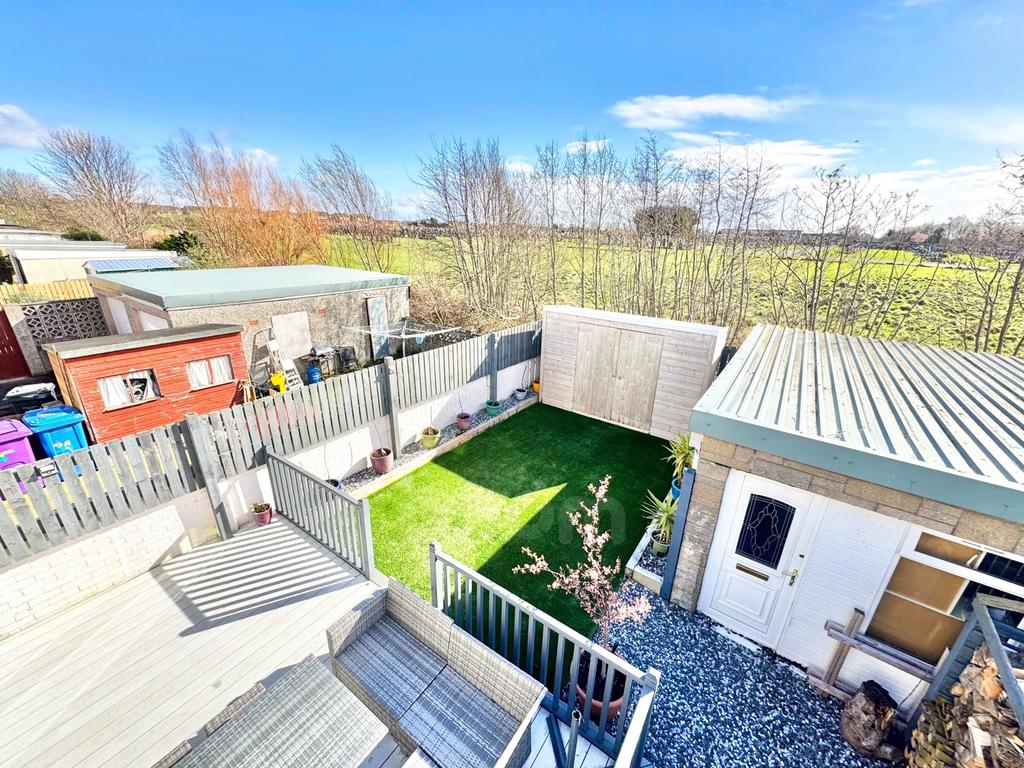 Whitlees Court, Ardrossan decking