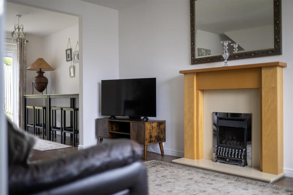 FIREPLACE.jpg