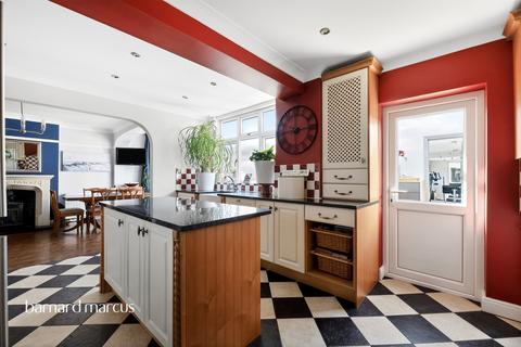 4 bedroom semi-detached house for sale, Briarwood Road, Epsom