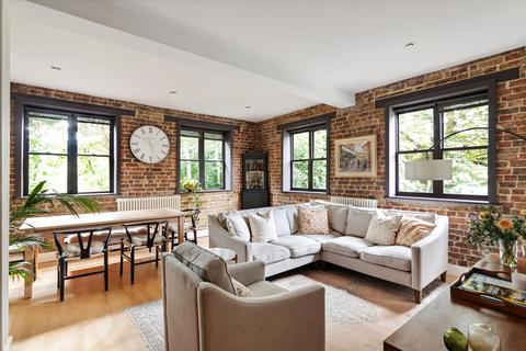 2 bedroom flat to rent, Tanner Street, London SE1