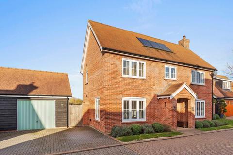 4 bedroom detached house for sale, Wayfarers End, Princes Risborough HP27